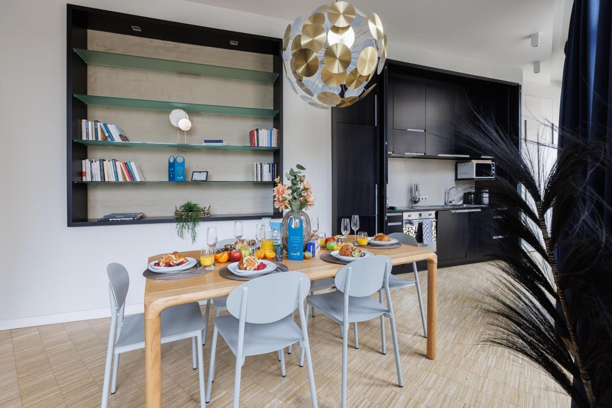 Sweet - Regence Apartment *